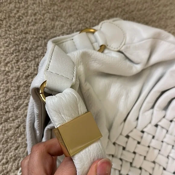 White Shoulder Bag - Picture 13 of 17